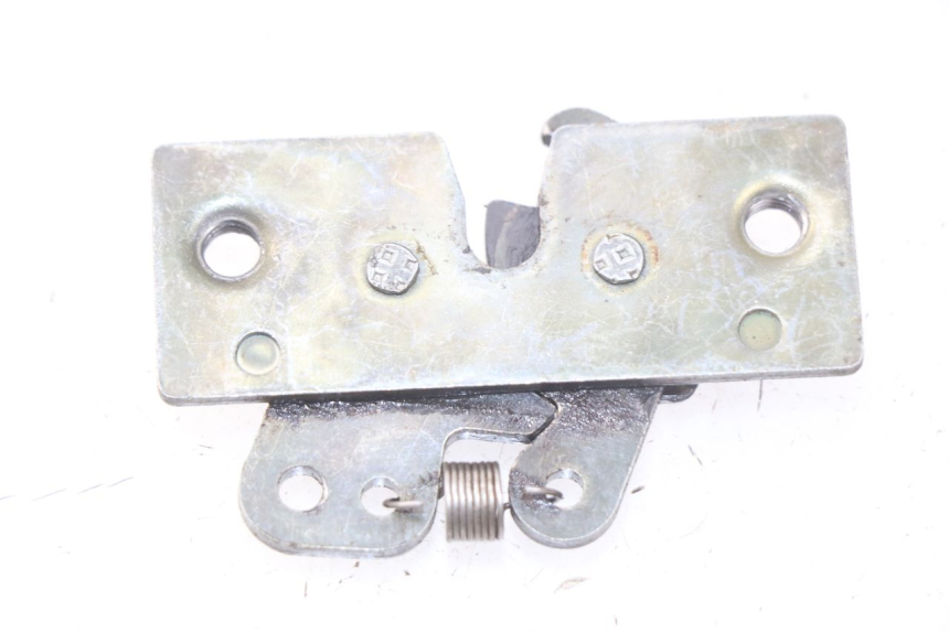 photo de Serratura sella PEUGEOT VIVACITY 100 (1999 - 2008)