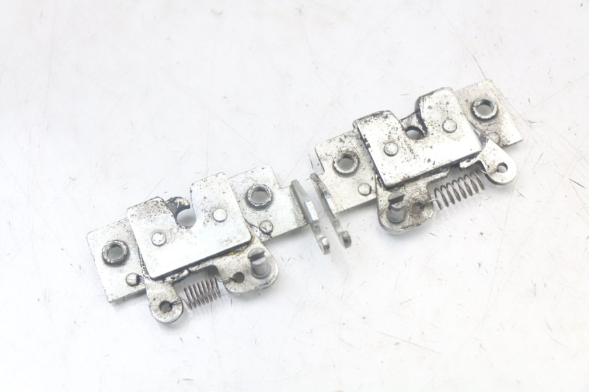 photo de SERRATURA SELLA YAMAHA XMAX X-MAX 125 (2006 - 2009)