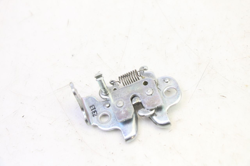 photo de SERRATURA SELLA YAMAHA XMAX X-MAX 125 (2021 - 2025)