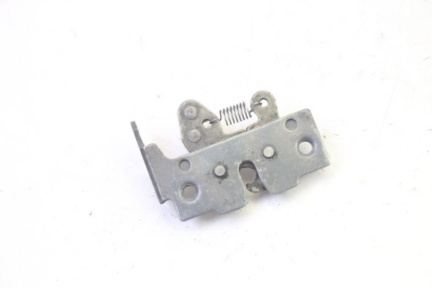 photo de SERRATURA SELLA PIAGGIO X8 125 (2004 - 2007) - Zoom sullo stato d'uso