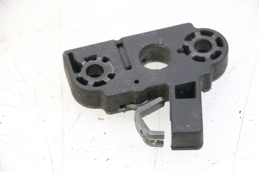 photo de SERRATURA SELLA YAMAHA YP MAJESTY 125 (2002 - 2006)