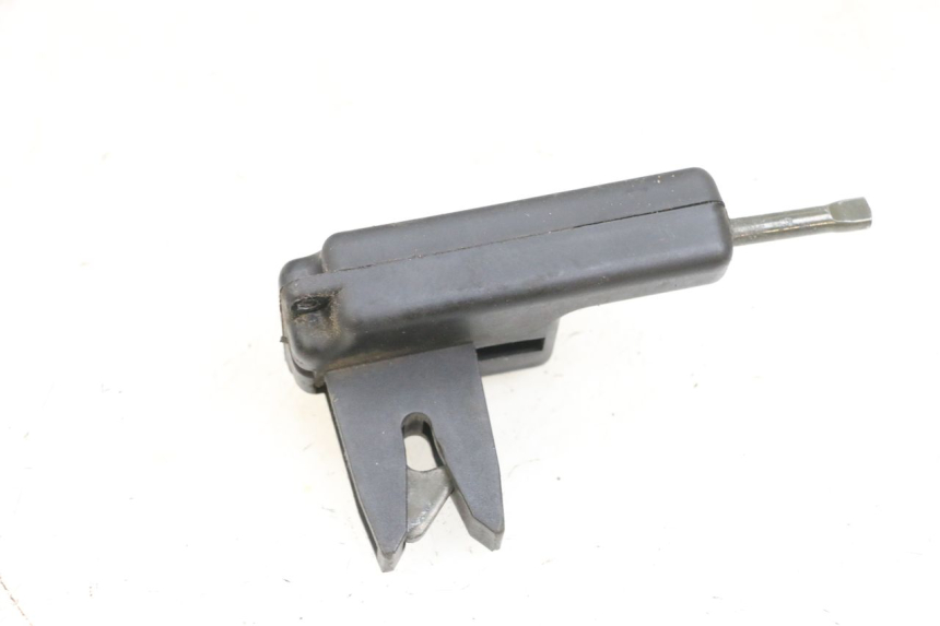 photo de SERRATURA SELLA PIAGGIO ZIP 4T 50 (2018 - 2020) - Dettaglio del componente