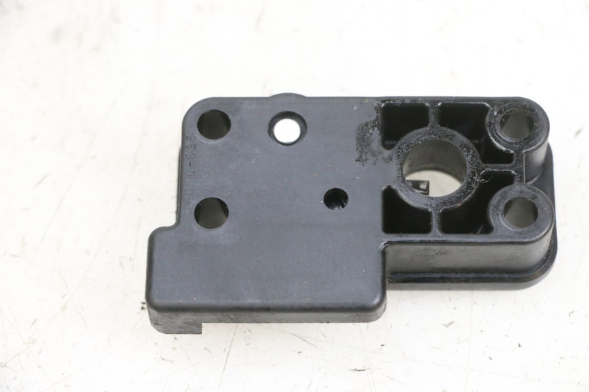 photo de SERRATURA SELLA KAWASAKI ZR 7 750 (1999 - 2001) - Zoom sullo stato d'uso