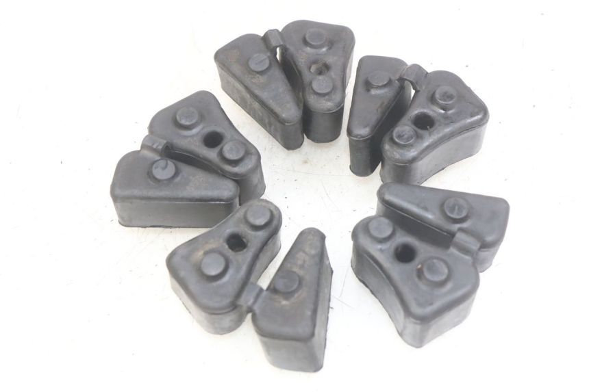 photo de SILENTBLOC CORONA HONDA CBR F SC25 1000 (1989 - 1992)