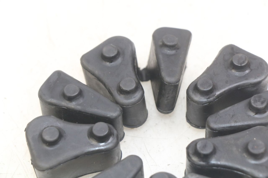 photo de SILENTBLOC CORONA HONDA CBR F SC25 1000 (1989 - 1992)