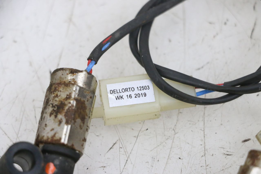 photo de SONDA PRESSIONE ARIA LONGJIA DIGITA 4T 50 (2019 - 2022) - Altra angolazione