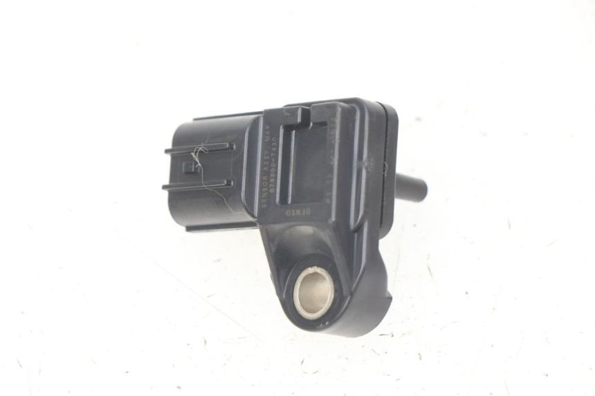 photo de Sensore di pressione dell'aria HONDA CBRF CBR-F PC41 600 (2011 - 2013)