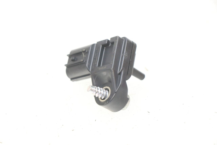 photo de Sensore di pressione dell'aria HONDA CBRF CBR-F PC41 600 (2011 - 2013)
