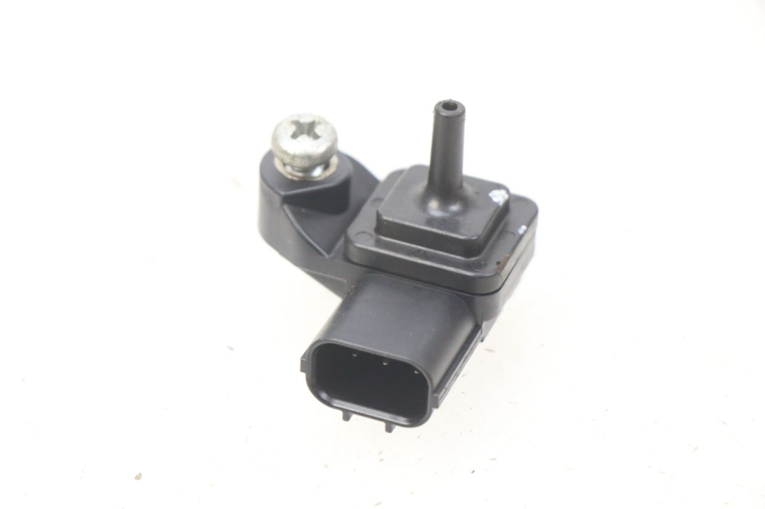 photo de Sensore di pressione dell'aria HONDA CBRF CBR-F PC41 600 (2011 - 2013)