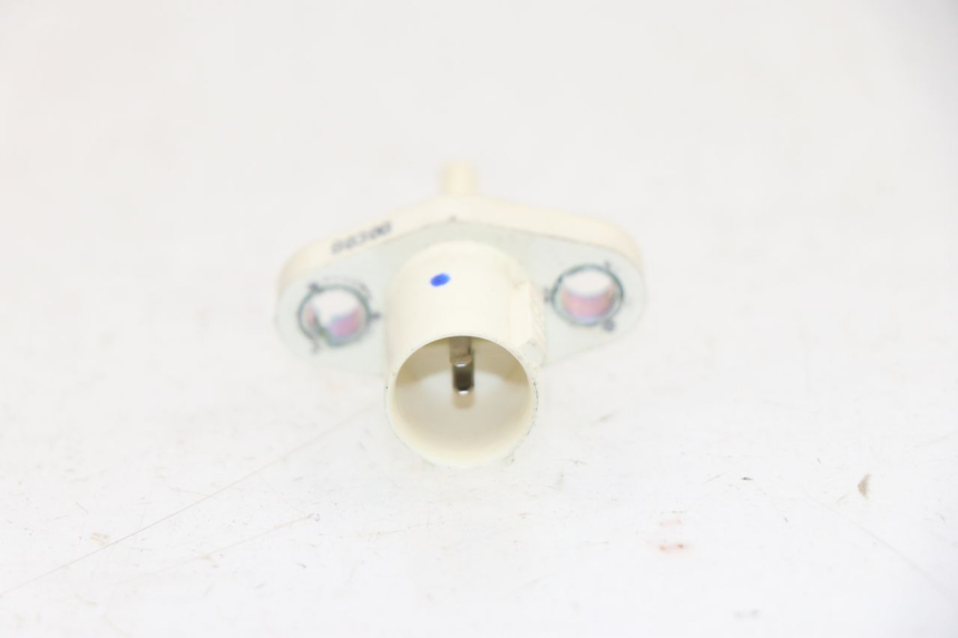 photo de Sensore di pressione dell'aria HUSQVARNA SVARTPILEN 701 690 (2019 - 2020)