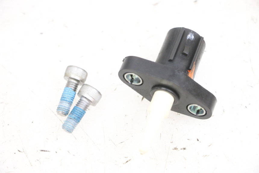 photo de SENSORE PRESSIONE ARIA KAWASAKI KXF KX-F 250 (2017 - 2019) - Primo piano tecnico