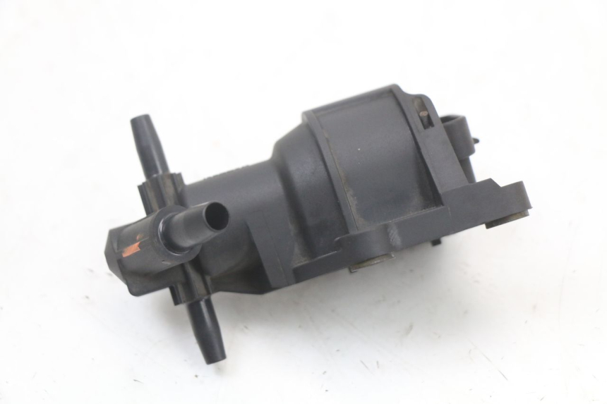 photo de SENSORE PRESSIONE ARIA MOTO GUZZI NORGE 8V GT 1200 (2011 - 2016) - Altra angolazione