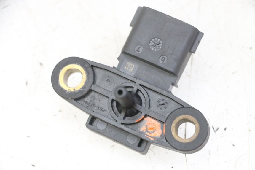 photo de SENSORE PRESSIONE ARIA PEUGEOT SATELIS COMPRESSOR K15 125 (2006 - 2009)