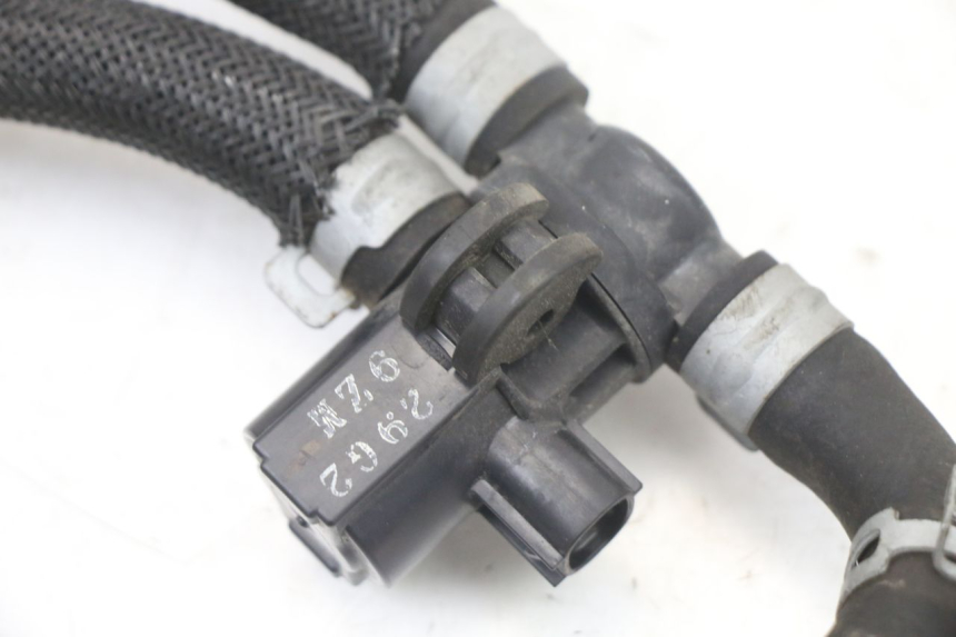 photo de SENSORE PRESSIONE ARIA SUZUKI GSX F GSXF 650 (2007 - 2015)
