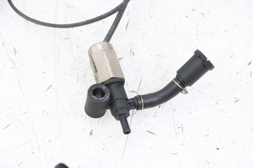 photo de SENSORE PRESSIONE ARIA SYM FIDDLE 3 III 50 (2014 - 2020)