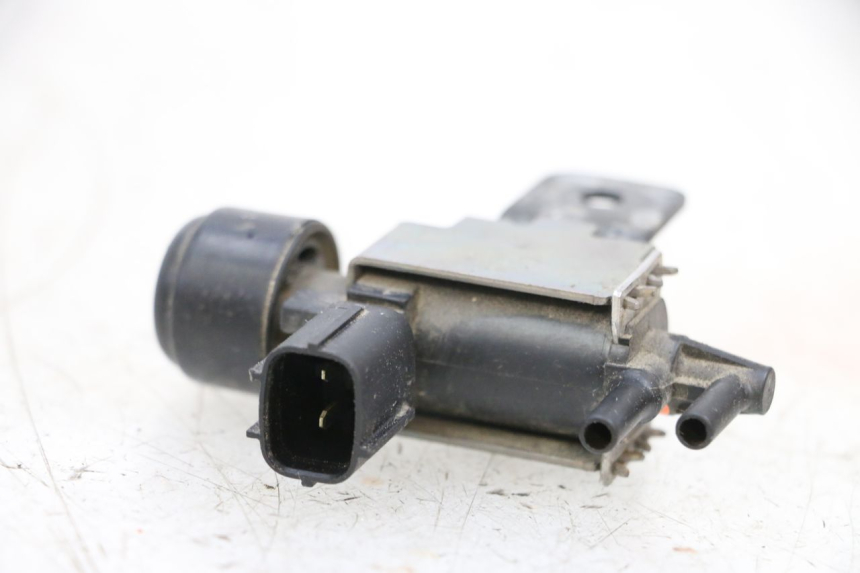 photo de SENSORE PRESSIONE ARIA YAMAHA TDM ABS 900 (2002 - 2014) - Altra angolazione