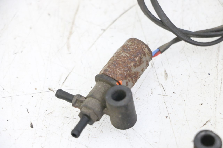 photo de SENSORE PRESSIONE ARIA PEUGEOT TWEET PRO CARGO 50 (2018 - 2020) - Primo piano tecnico