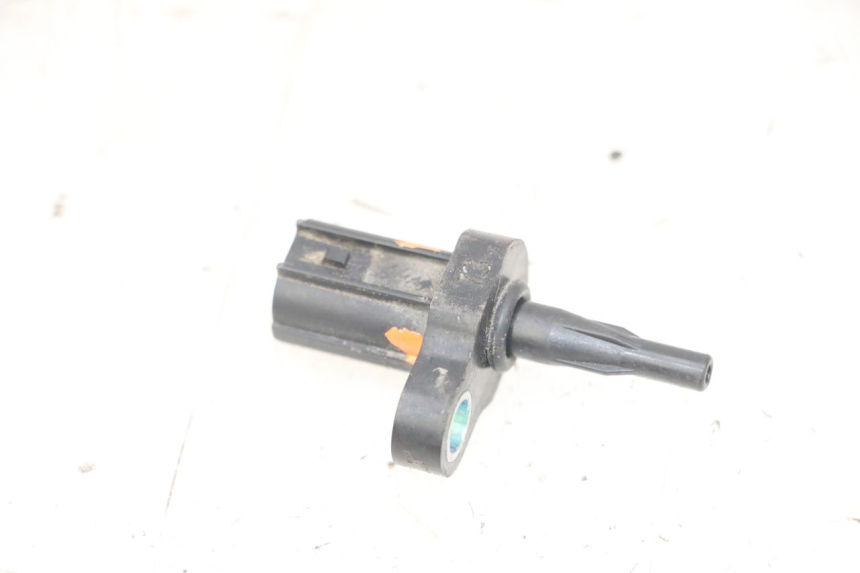 photo de SENSORE PRESSIONE ARIA YAMAHA XJ6 ABS 600 (2008 - 2016)
