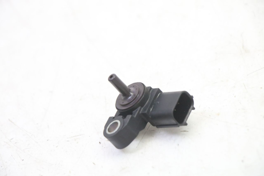 photo de SENSORE PRESSIONE ARIA YAMAHA XJ6 ABS 600 (2008 - 2016)