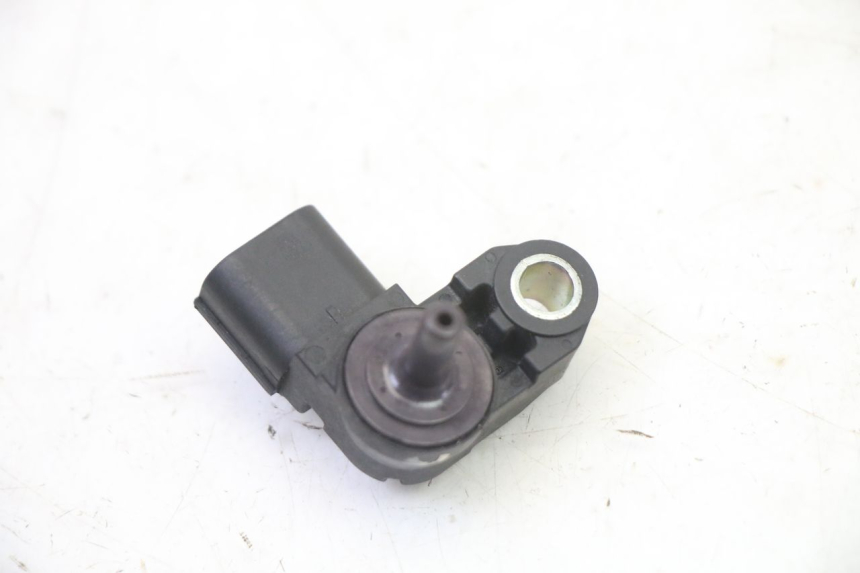 photo de SENSORE PRESSIONE ARIA YAMAHA XJ6 ABS 600 (2008 - 2016)