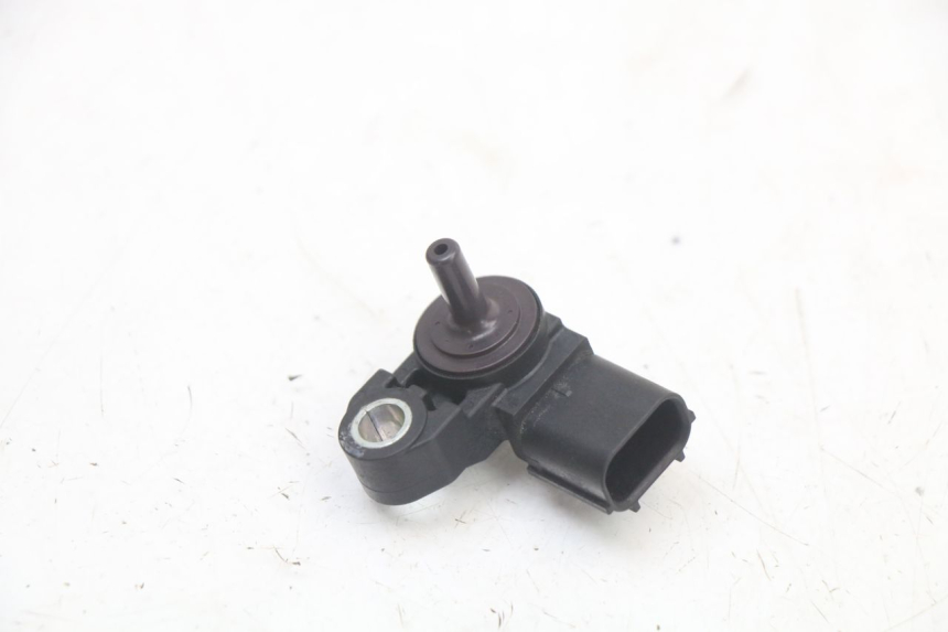 photo de SENSORE PRESSIONE ARIA YAMAHA XJ6 ABS 600 (2008 - 2016)