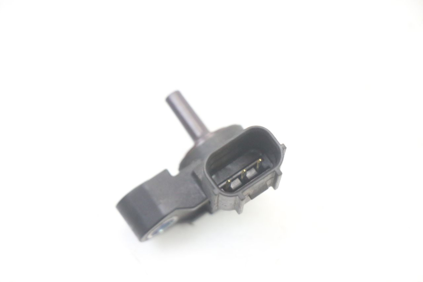 photo de SENSORE PRESSIONE ARIA YAMAHA XJ6 ABS 600 (2008 - 2016)