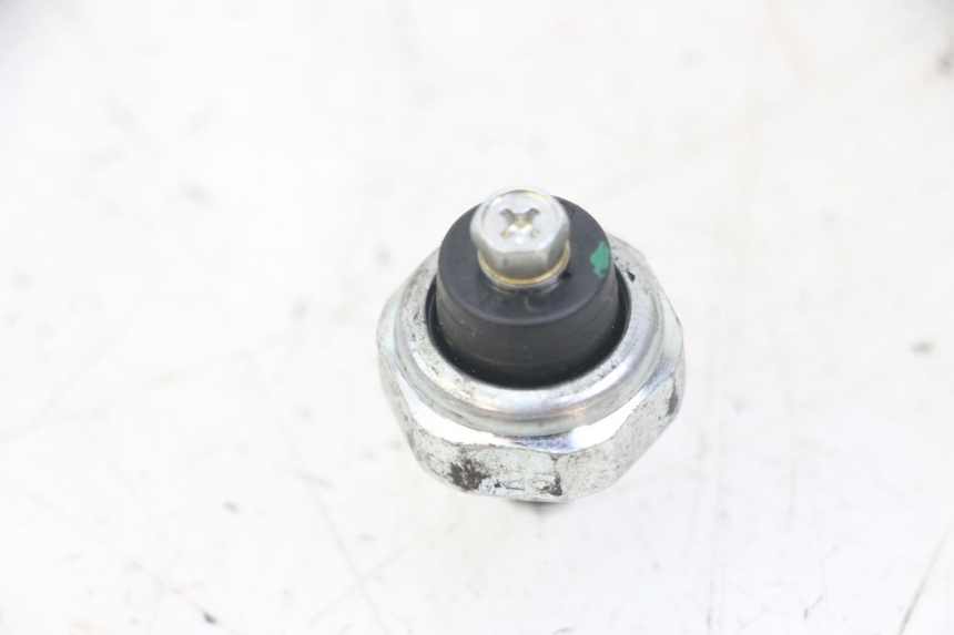 photo de OLIO SENSORE PRESSIONE HONDA FORZA ABS 300 (2013 - 2019)