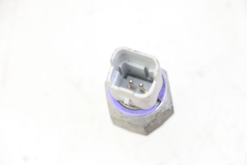 photo de FRENO OLIO SENSORE PRESSIONE PIAGGIO IE MP3 YOURBAN 300 (2011 - 2016)