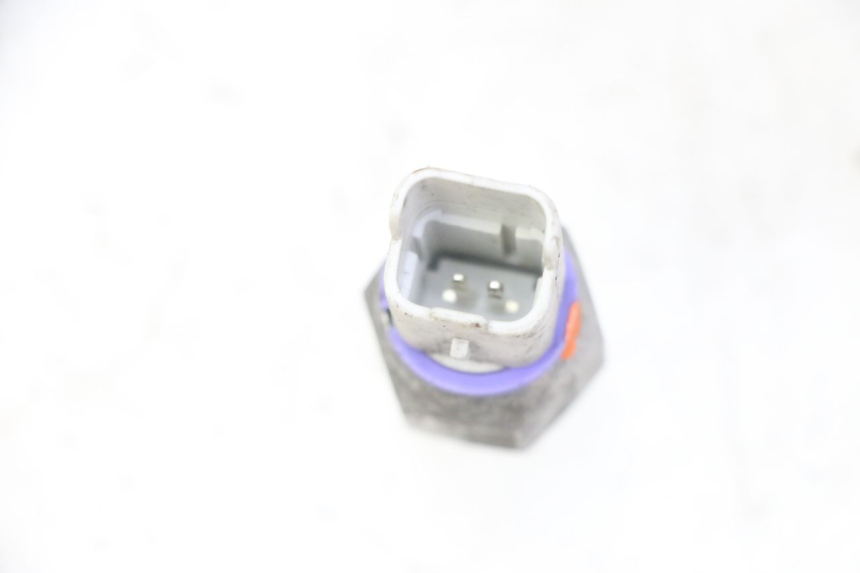 photo de SONDA PRESSIONE OLIO FRENO PIAGGIO MP3 LT 400 (2007 - 2012)