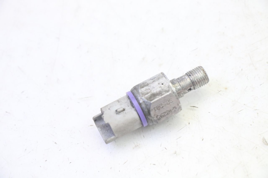 photo de SONDA PRESSIONE OLIO FRENO PIAGGIO MP3 125 (2006 - 2014)