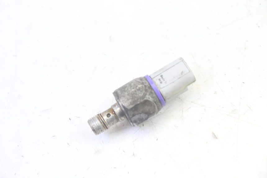 photo de SONDA PRESSIONE OLIO FRENO PIAGGIO MP3 RL 250 (2007 - 2010) - Zoom sullo stato d'uso