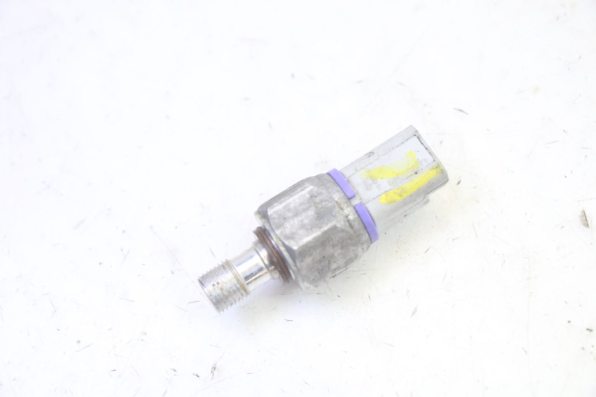 photo de FRENO OLIO SENSORE PRESSIONE PIAGGIO MP3 500 (2016 - 2018) - Dettaglio del componente