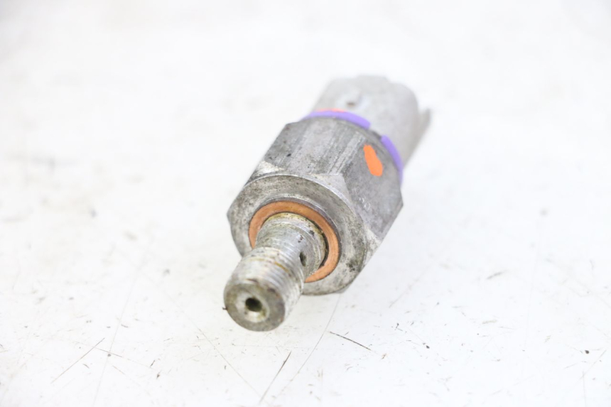 photo de SONDA PRESSIONE OLIO FRENO PIAGGIO MP3 125 (2006 - 2014)