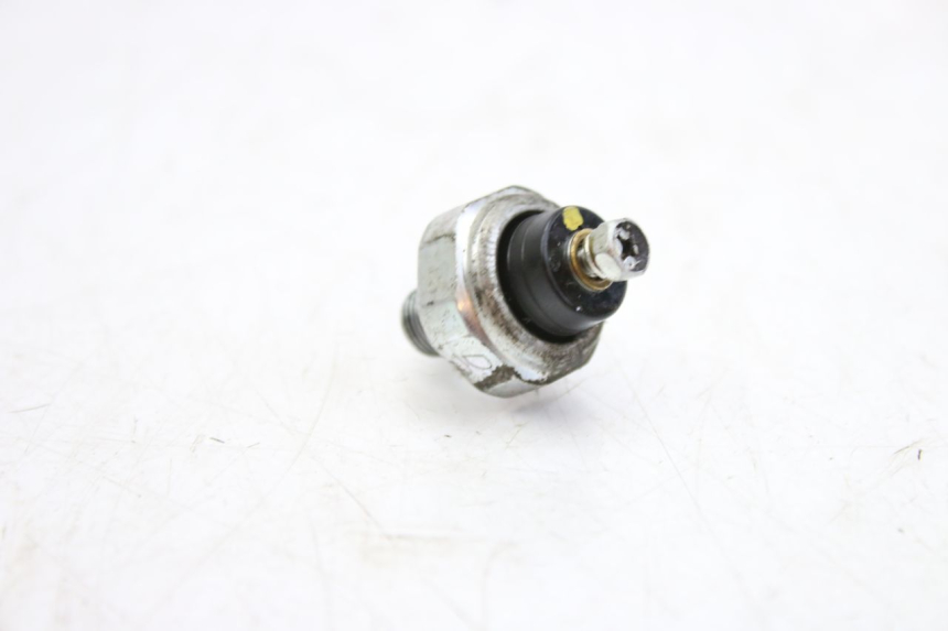 photo de SONDA PRESSIONE OLIO HONDA CBF 500 (2004 - 2007)