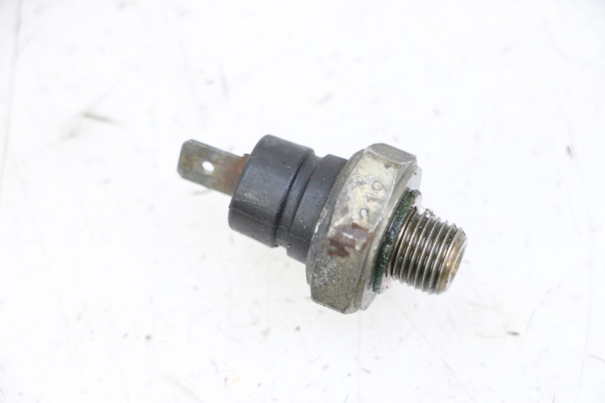 photo de OLIO SENSORE PRESSIONE PEUGEOT SATELIS 125 (2013 - 2018)