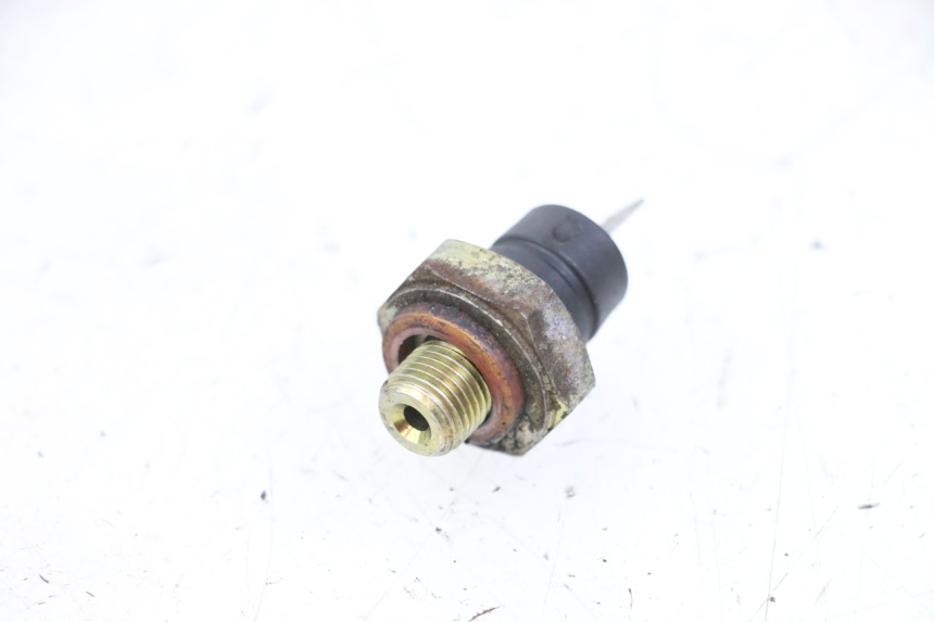 photo de OLIO SENSORE PRESSIONE PIAGGIO VESPA GRANTURISMO 200 (2004 - 2005)