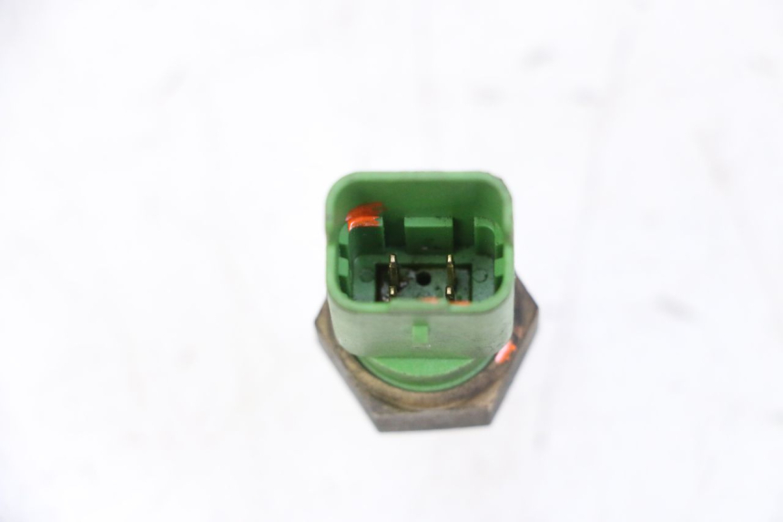 photo de SONDA TEMPERATURA D'ACQUA PIAGGIO MP3 500 (2014 - 2016)