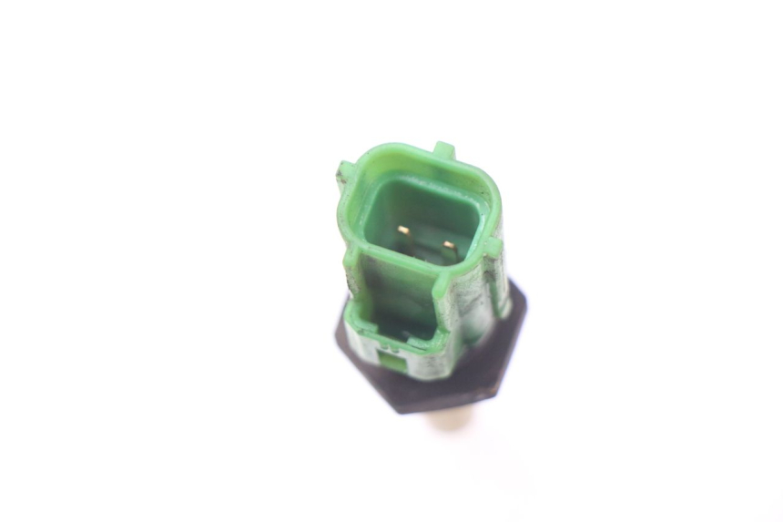 photo de SONDA TEMPERATURA D'ACQUA SUZUKI BURGMAN 650 (2002 - 2004)