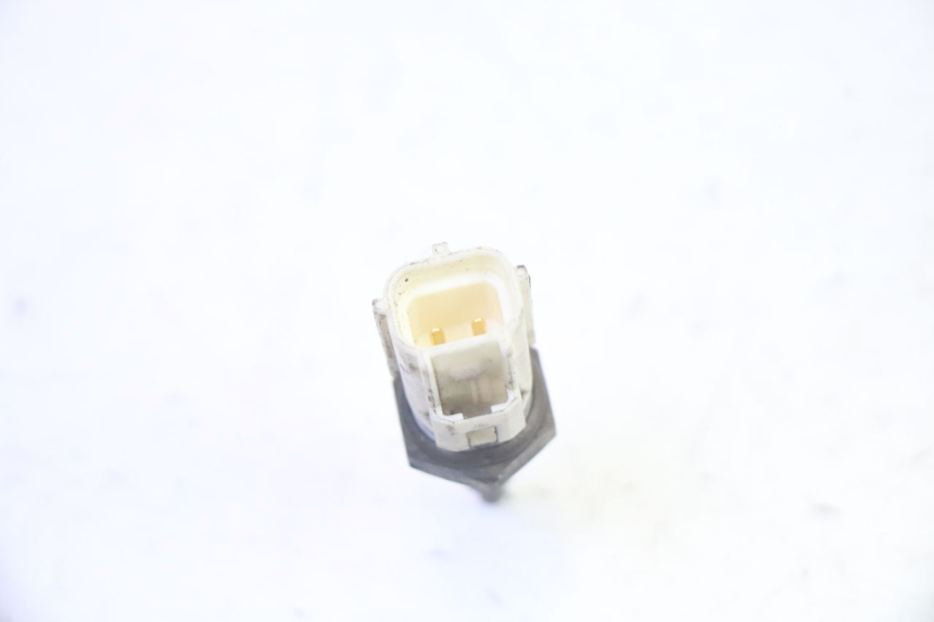 photo de SONDA TEMPERATURA D'ACQUA YAMAHA X-MAX XMAX 125 (2010 - 2014) - Altra angolazione