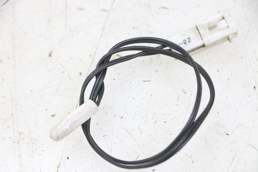 photo de SENSORE TEMPERATURA ESTERNA PEUGEOT SATELIS 125 (2013 - 2018)