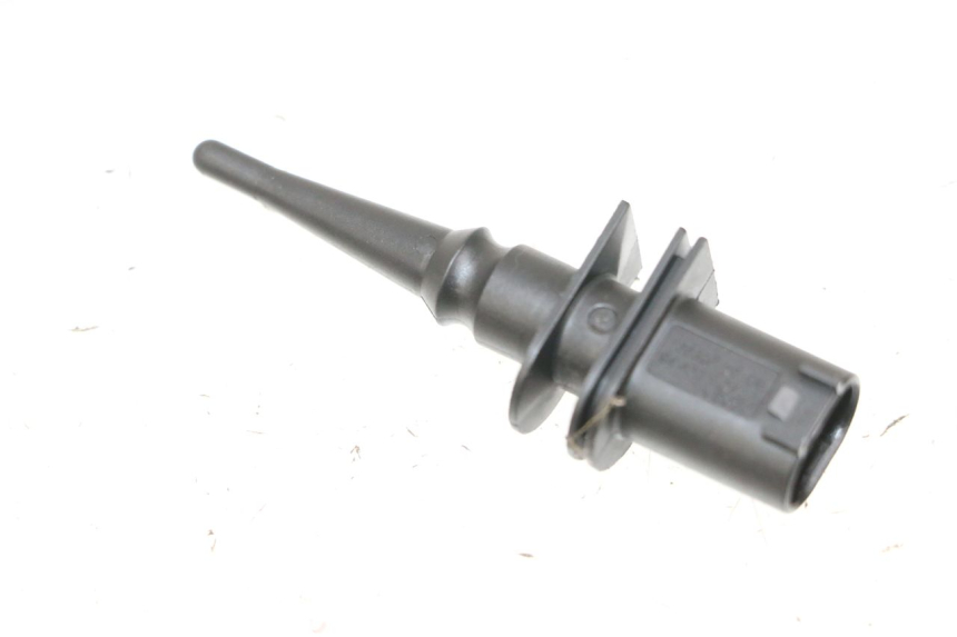 photo de SENSORE TEMPERATURA ESTERNA BMW R GS 1250 (2021 - 2024) - Zoom sullo stato d'uso