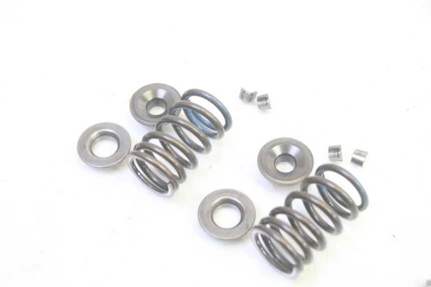 photo de VALVOLA ASPIRAZIONE SUZUKI BURGMAN 125 (2007 - 2014) - Vista d'insieme del prodotto