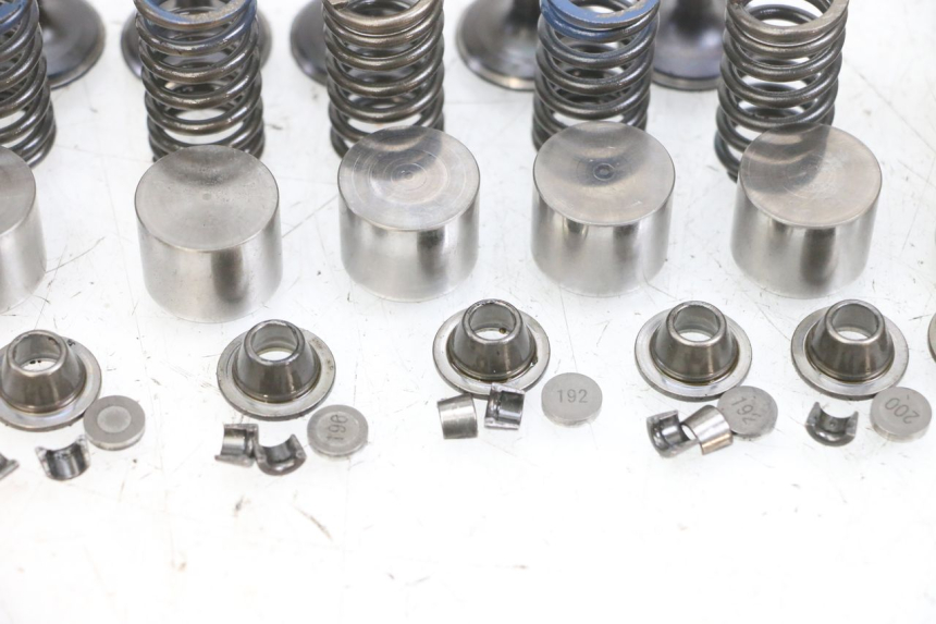 photo de VALVOLA ASPIRAZIONE YAMAHA TDM ABS 900 (2002 - 2014) - Marcature e riferimenti originali