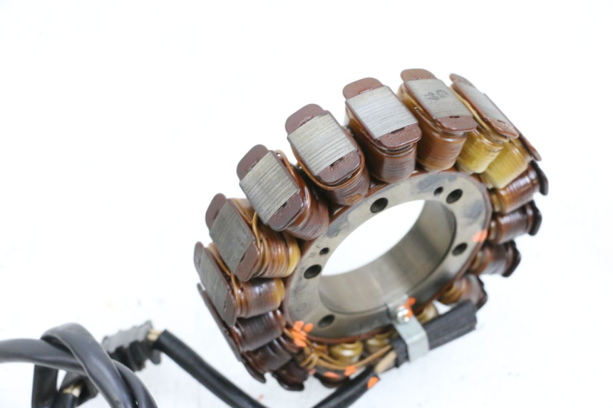 photo de STATOR YAMAHA FJR ABS 1300 (2006 - 2012) - Zoom sullo stato d'uso