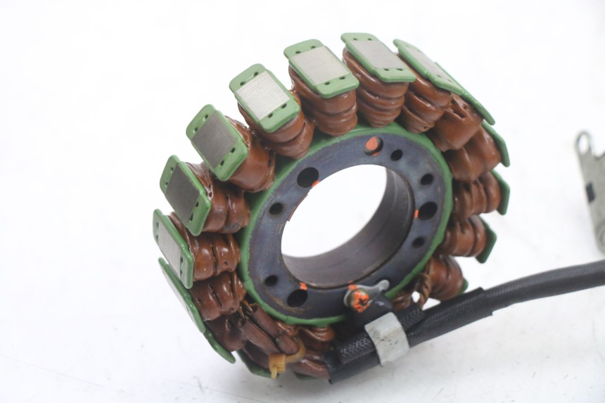photo de STATORE YAMAHA FZS FAZER 600 (2001 - 2003)