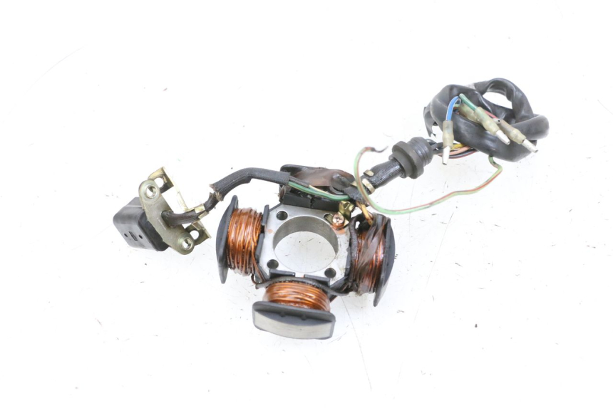 photo de STATORE KYMCO ZING 125 (1997 - 2003) - Dettagli dei punti di fissaggio