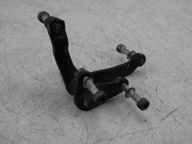 photo de SUPPORTO AMMORTIZZATORE PIAGGIO MP3 LT 300 (2010 - 2016)