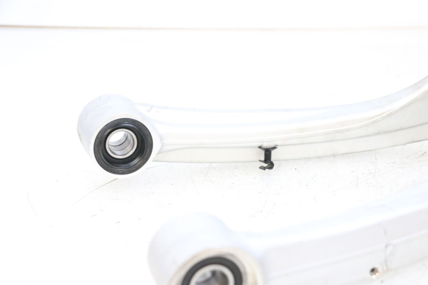 photo de AMMORTIZZATORE STAFFA BMW R GS 1250 (2021 - 2024) - Ricambio usato controllato