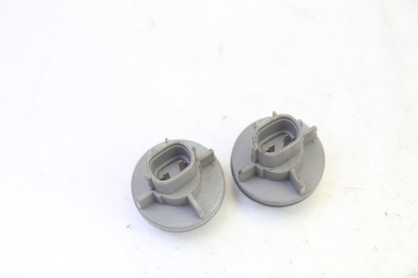 photo de SUPPORTO LAMPADA SUZUKI BURGMAN 125 (2007 - 2014)