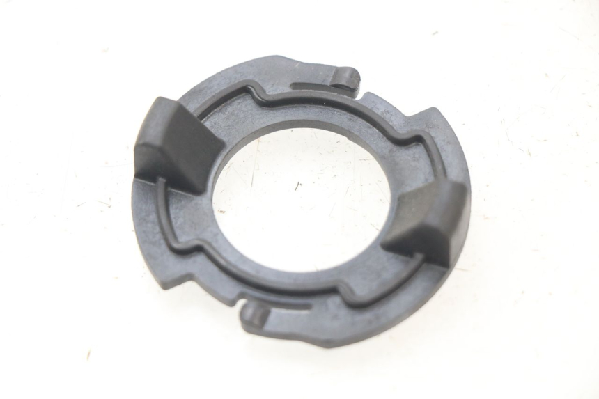 photo de SUPPORTO LAMPADINA PIAGGIO PRIMAVERA 125 (2013 - 2021)